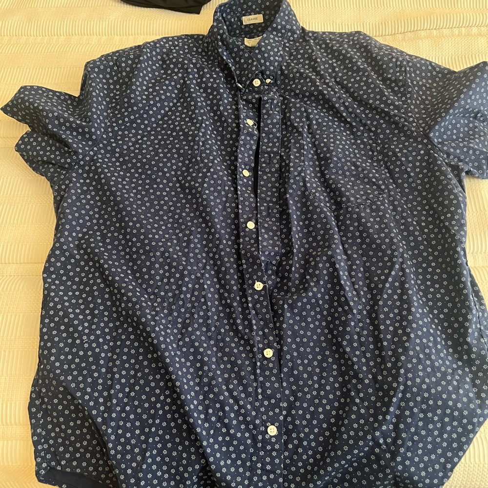 Jcrew men’s short sleeve button down - navy floral print